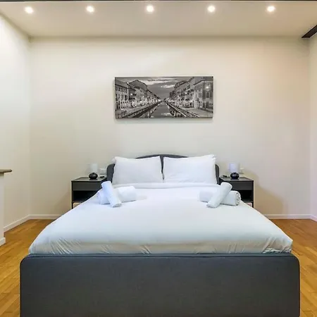 Comfortable 3 Bedrooms Few Steps From Duomo Milano