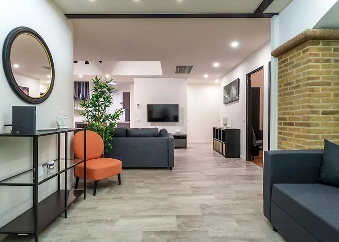 Comfortable 3 Bedrooms Few Steps From Duomo Milan